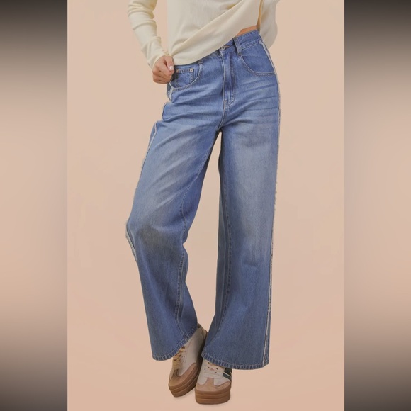 new in Denim - Frayed Detail Washed Denim Wide-Leg Pants